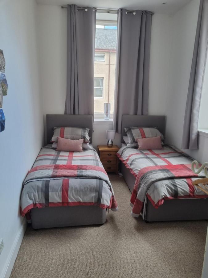 Stunning Spacious Apartment On River Ness อินเวอร์เนส ภายนอก รูปภาพ