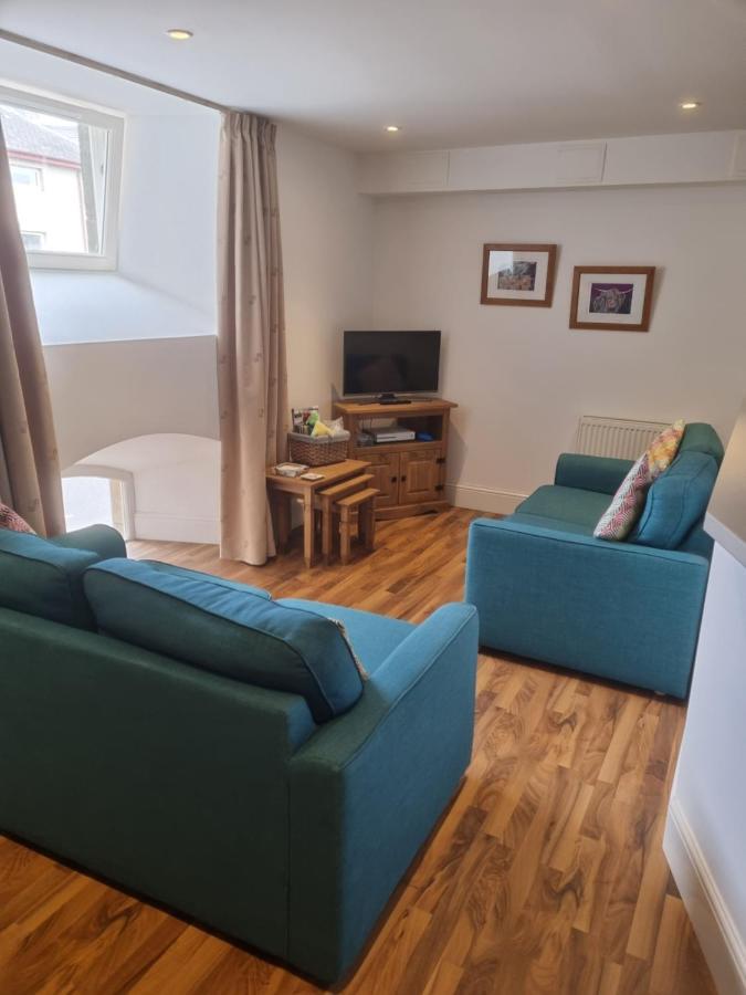 Stunning Spacious Apartment On River Ness อินเวอร์เนส ภายนอก รูปภาพ