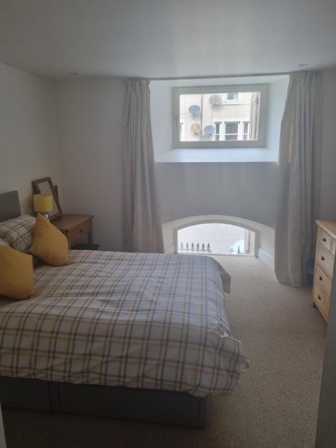Stunning Spacious Apartment On River Ness อินเวอร์เนส ภายนอก รูปภาพ